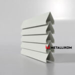 Ламели для забора жалюзи Luxe Л RAL 9002 – покрытие матовое, толщина 0,45 мм в Туапсе | фото 2